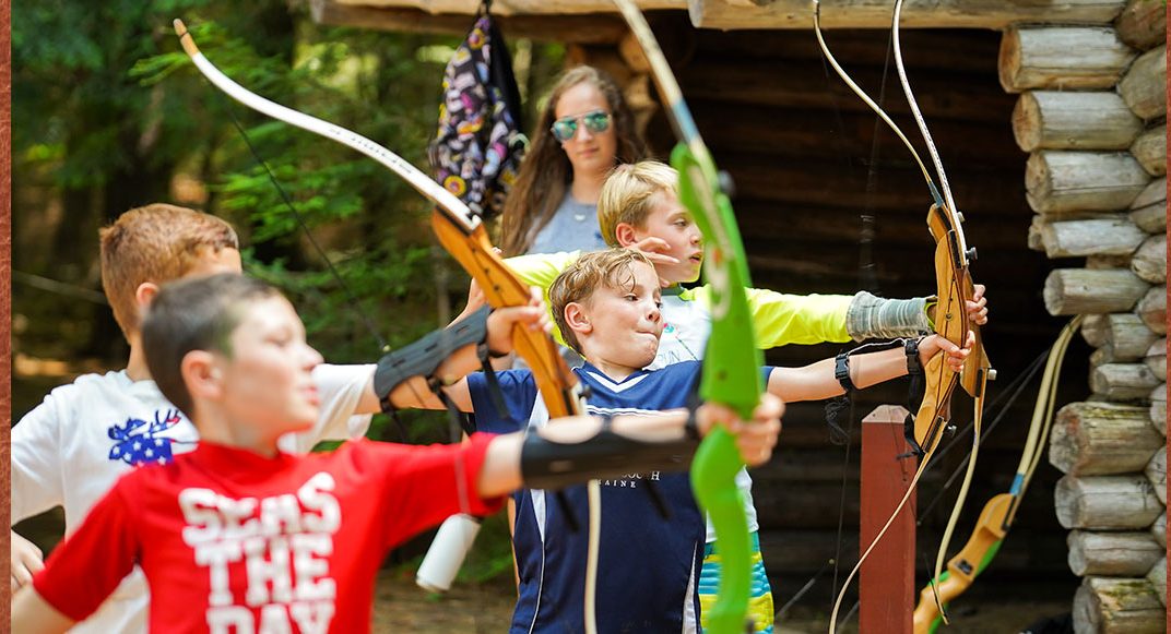 Special activities at summer camp in Maine