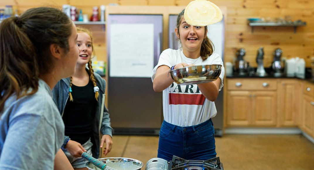 Special activities at summer camp in Maine